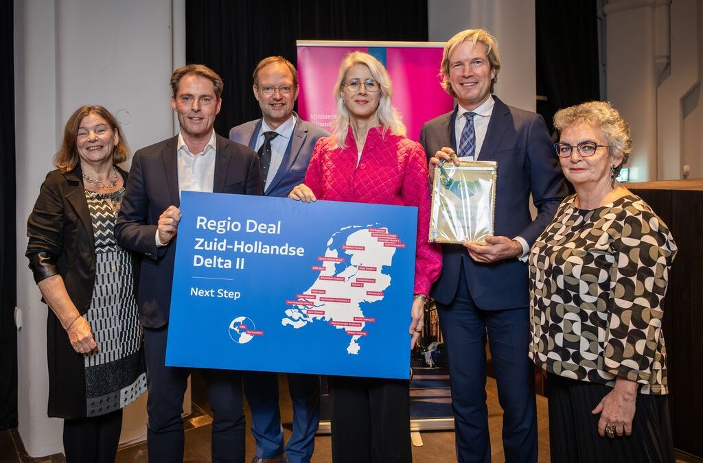 Minister tekent Regio Deal Zuid-Hollandse Delta